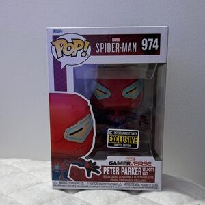 Funko Pop Spider-Man 974 Exclusive in Red and Blue